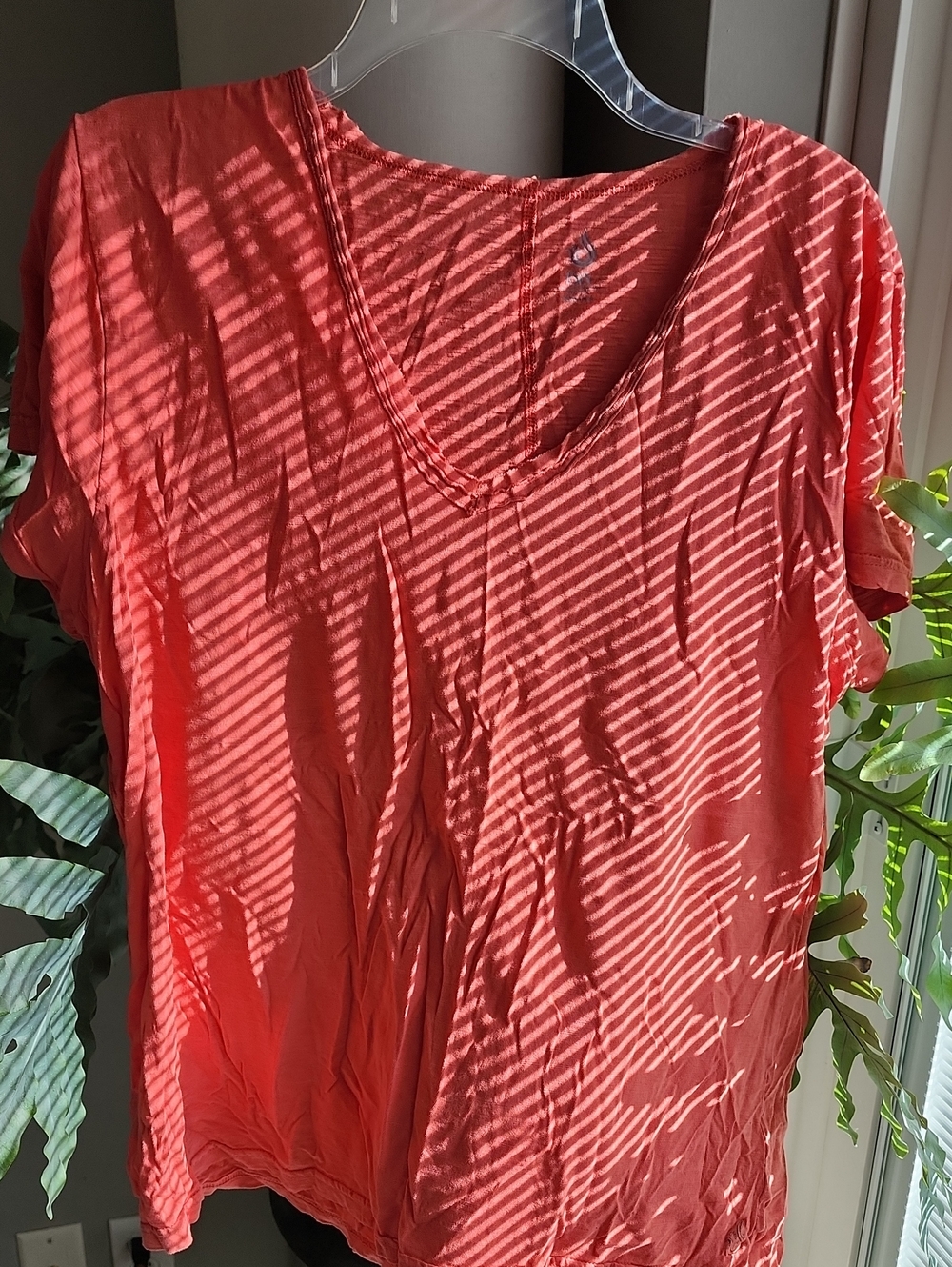 Isis Coral Short Sleeve V-Neck Tee